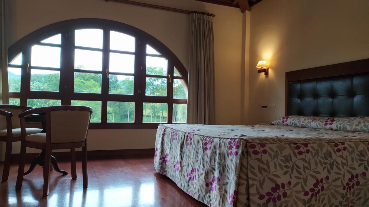 Hotel Valle Las Luinas Soto de Luiña Εξωτερικό φωτογραφία