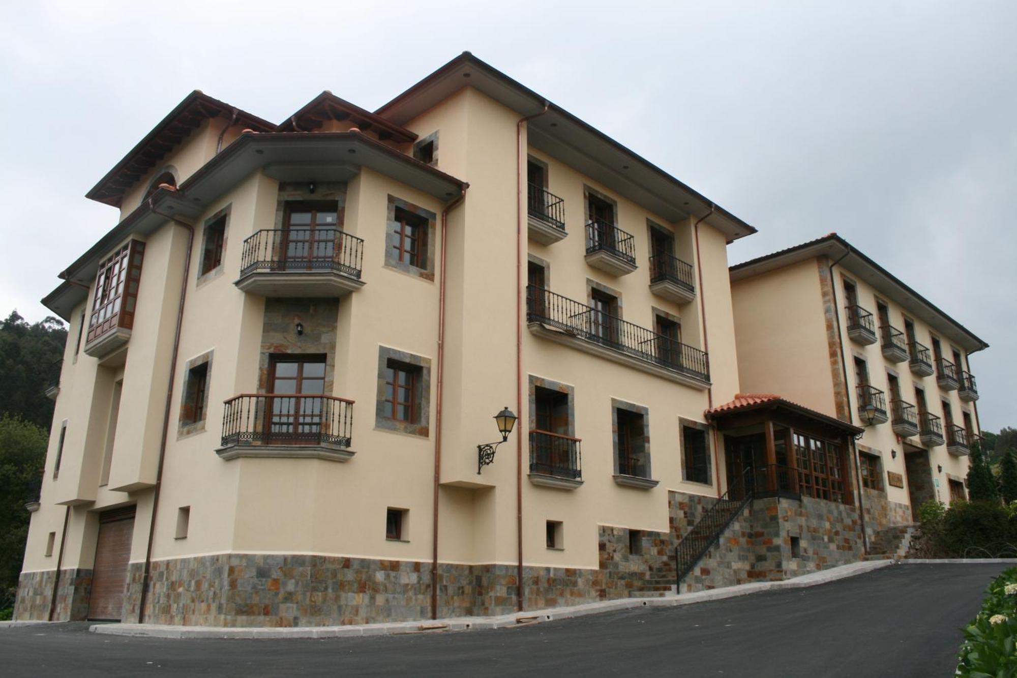 Hotel Valle Las Luinas Soto de Luiña Εξωτερικό φωτογραφία