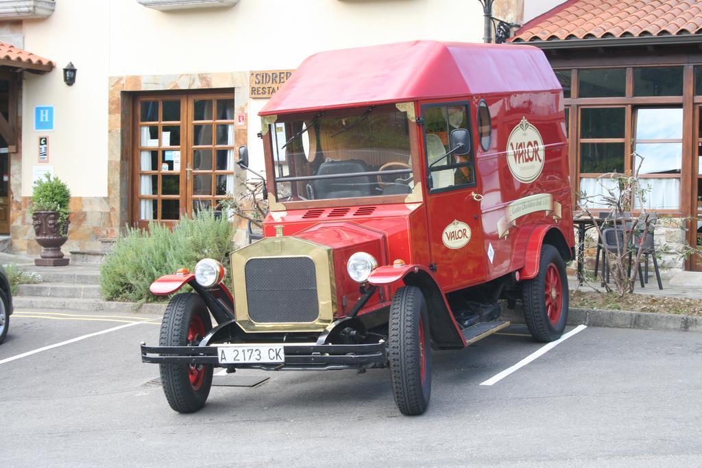 Hotel Valle Las Luinas Soto de Luiña Εξωτερικό φωτογραφία