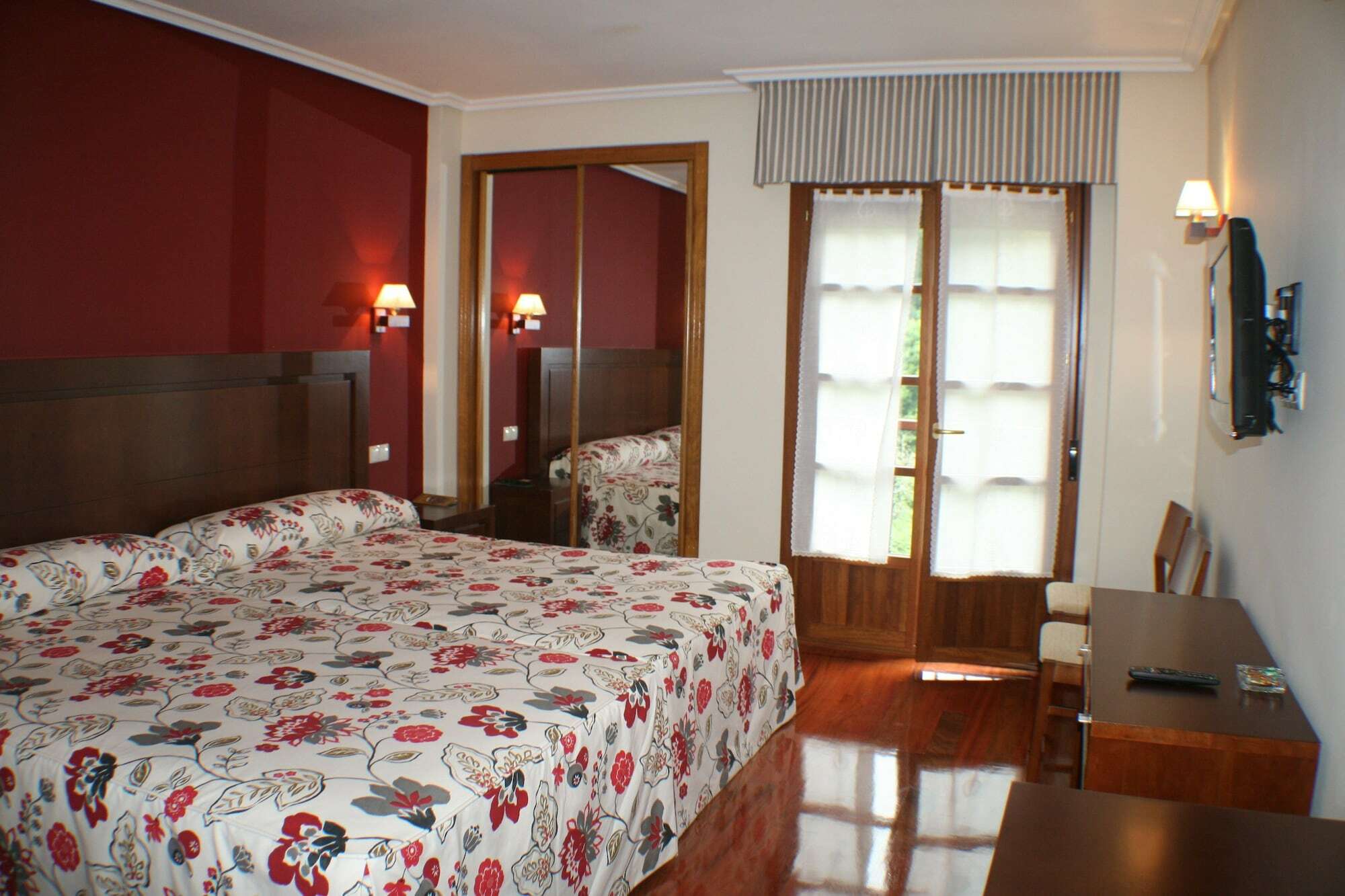 Hotel Valle Las Luinas Soto de Luiña Εξωτερικό φωτογραφία
